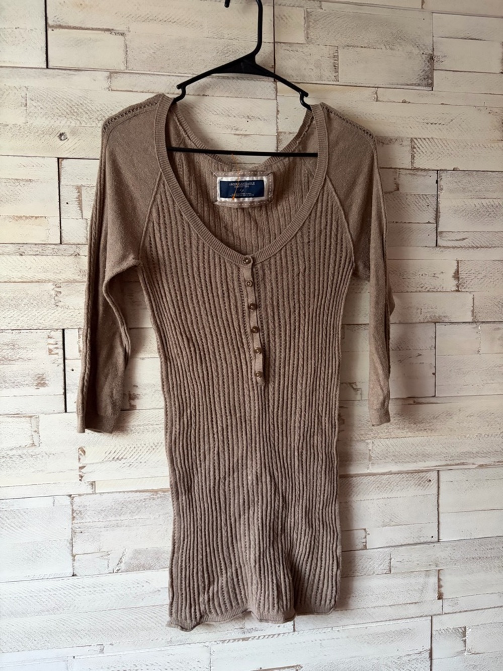 American eagle outfitters vtg y2k ribbed knit Henley large tan brown